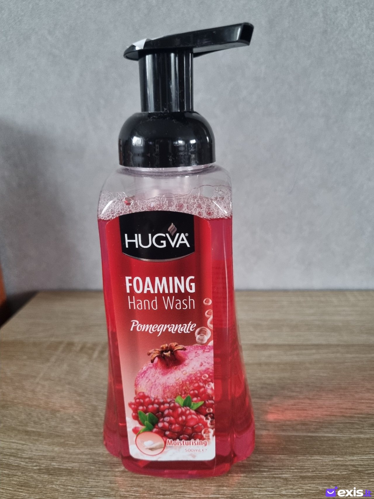HUGVA putojantis rankų muilas su granatų aromatu – 500 ml