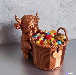 Karvytė su pintinelė