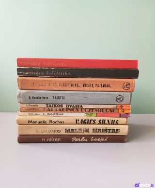 10 nuotykių romanų rinkinys. Kaina už rinkinį