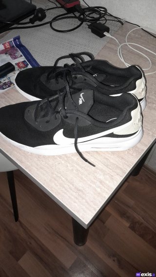 Kedai nike