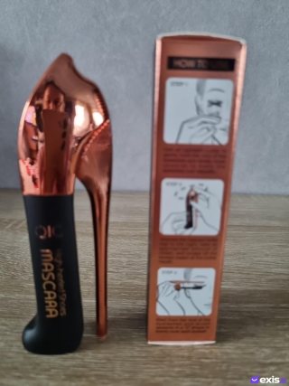 QIC High-Heeled Shoes Mascara – apimties suteikiantis blakstienų tušas, 6 ml